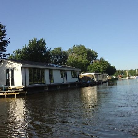 Apartamento Bb De Woonboot Anna Paulowna Exterior foto