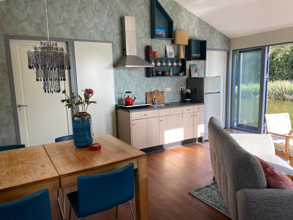 Apartamento Bb De Woonboot Anna Paulowna Exterior foto